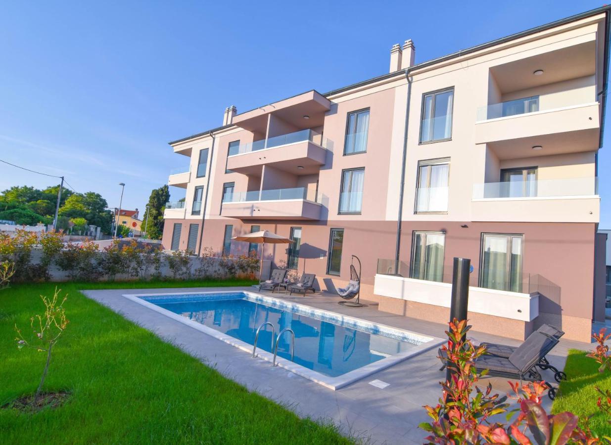 Luxury Apartment Faro With Sea View And Swimming Pool Premantura Εξωτερικό φωτογραφία